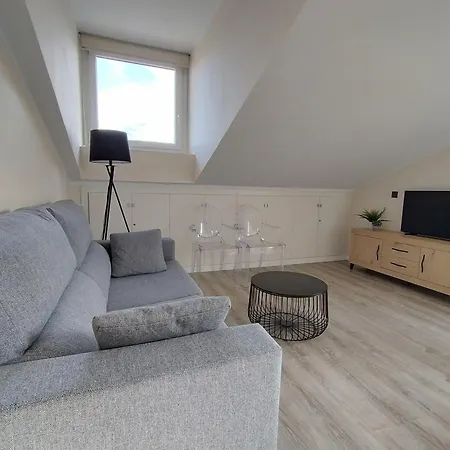 Llanesbnb Atico Moderno De 2 Dobles Y Parking * Posada De Llanes