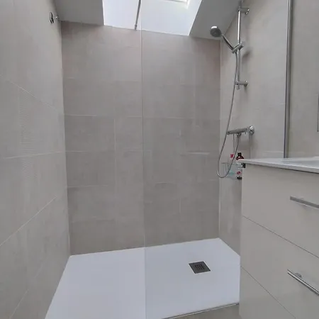 Llanesbnb Atico Moderno De 2 Dobles Y Parking * Posada De Llanes