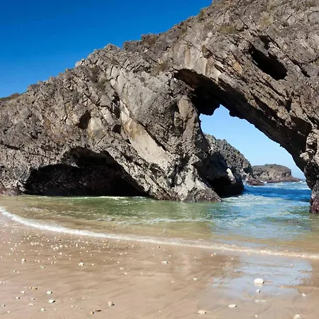 Llanesbnb Atico Moderno De 2 Dobles Y Parking Appartement *