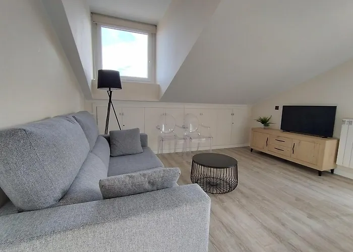 Llanesbnb Atico Moderno De 2 Dobles Y Parking * Posada De Llanes